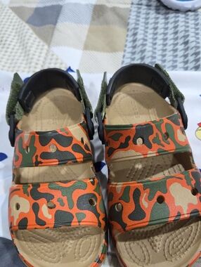 CROCS Kids Orange Green Camo Strap Sandals